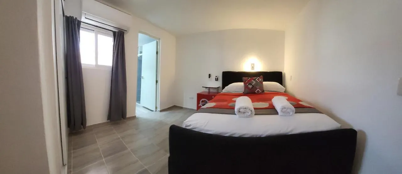 Book & Sleep Cancun 0*,